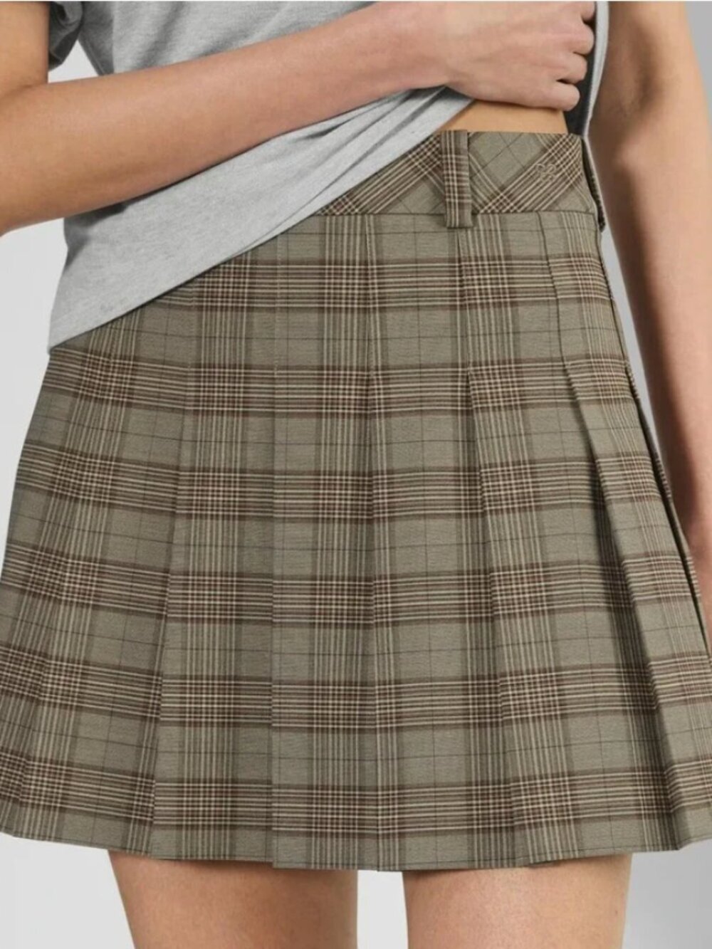 Aritzia Sunday Best Pleated Micro Plaid Skirt